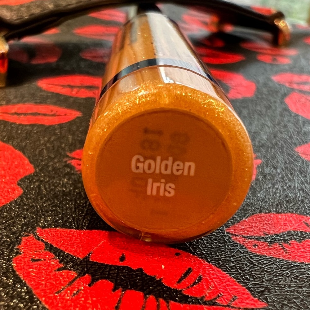LipSense Moisturizing Gloss by Senegence. ***BRAND NEW AND UNOPENED*** $12 for 1
